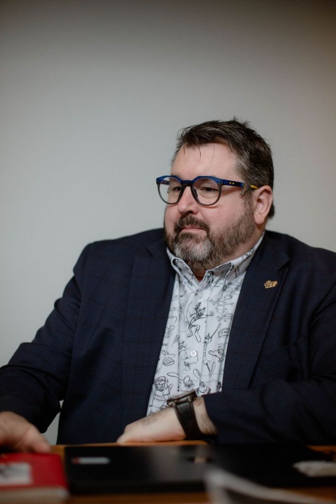 Rencontre préparatoire Chanson de son vivant, avec Guillaume Regaudie et la famille lamontagne. crédit photo: Morgaine Owens